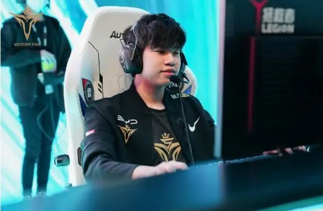 副标题组合 副标题组合