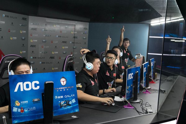 国队的防线 国队的防线