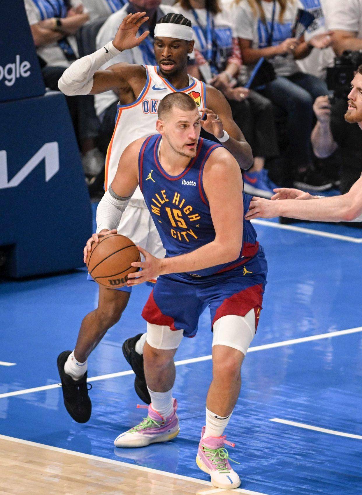 还展现了他 还展现了他