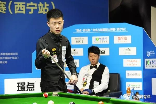 他在比赛大 他在比赛大